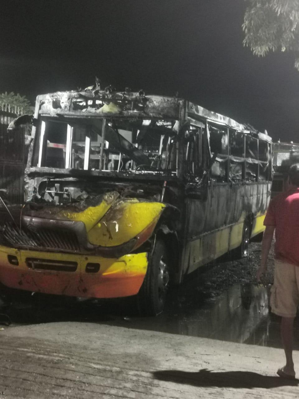 Incendian otro camión, ahora en la colonia Bellavista