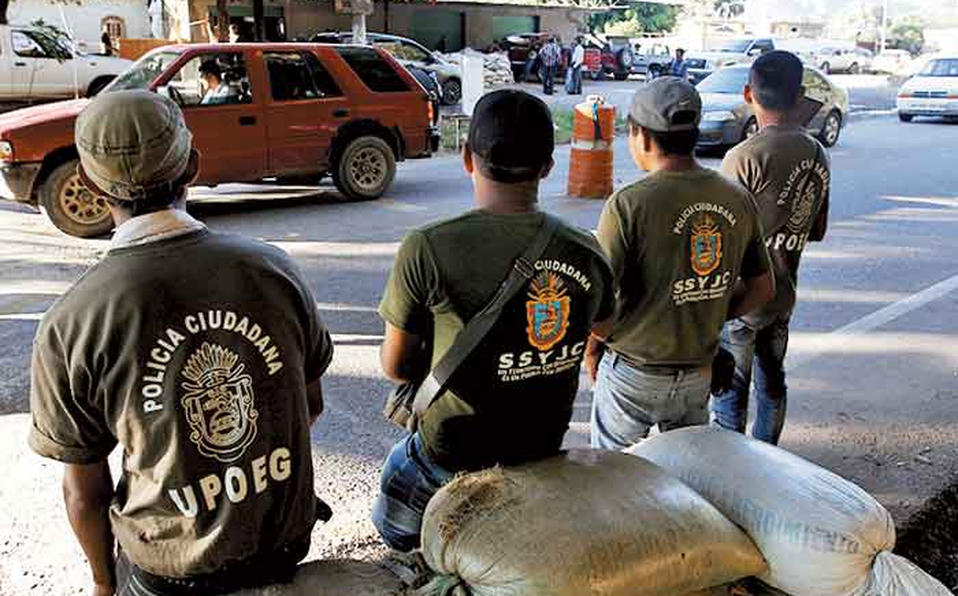 La UPOEG se mantiene dispuesta a combatir al crimen en Acapulco, la situación puede empeorar: Bruno Plácido
