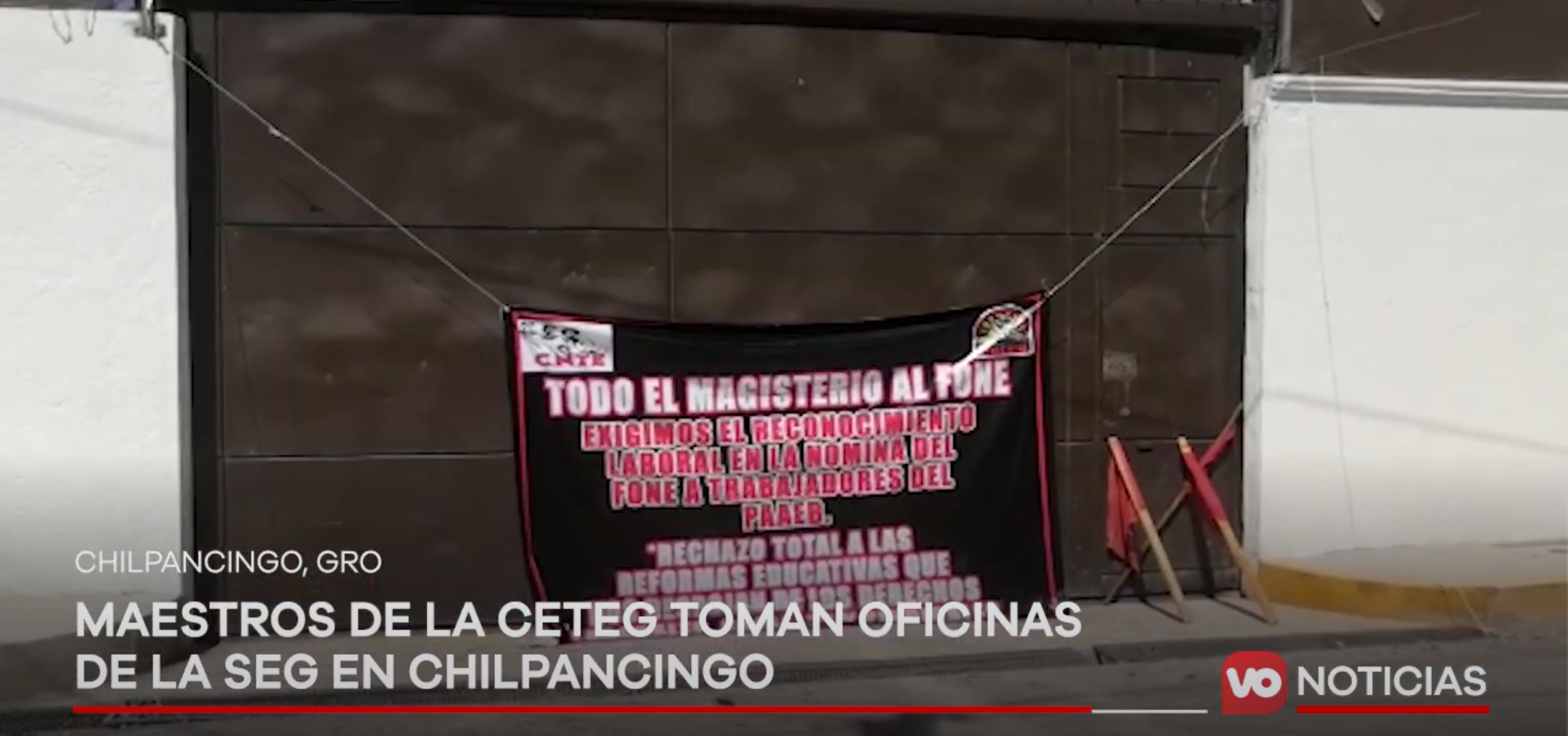 VIDEO: Maestros de la CETEG toman oficinas de la SEG en Chilpancingo