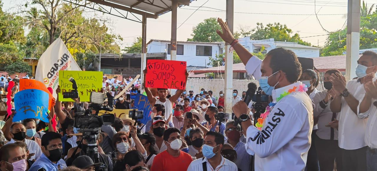 Ricardo Astudillo invita a los jóvenes a dejar de ser espectadores