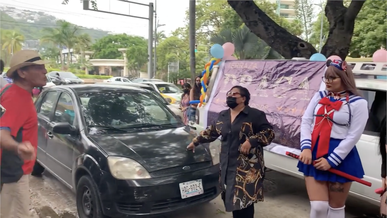 Ocurre ataque homofóbico en plena marcha del Orgullo