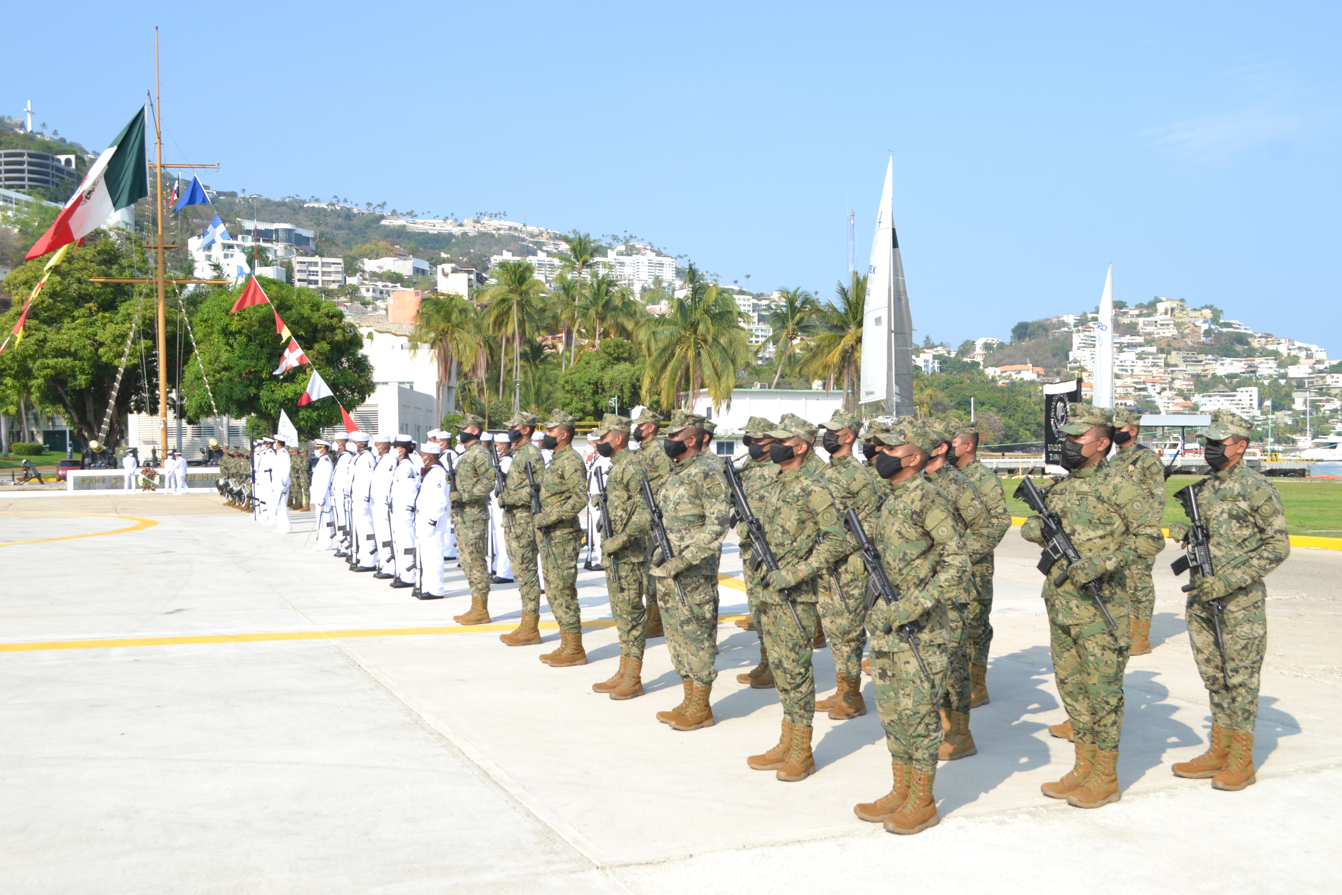 Conmemora Octava Región Naval Día de la Marina en Acapulco
