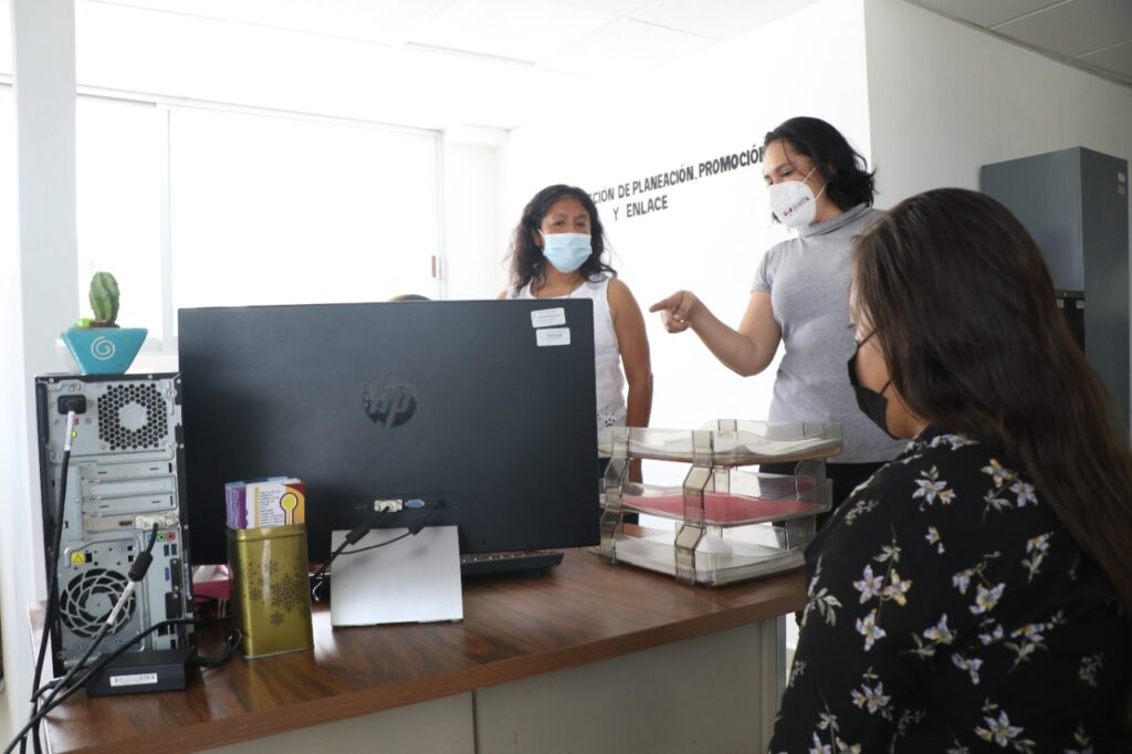 Promueve IMMUJER empleo para mujeres de Acapulco
