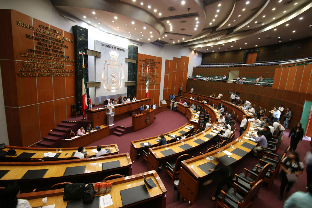 Diputados piden suspender peaje en la Autopista del Sol tras tormenta John