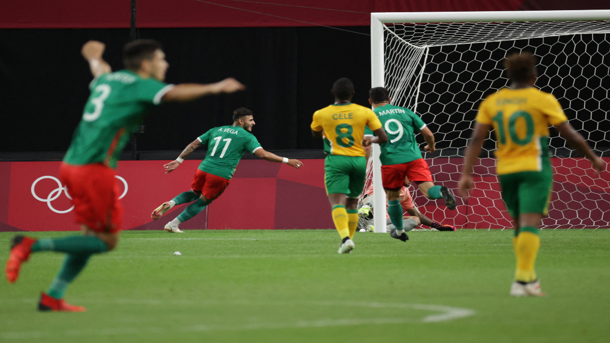 El Tri olímpico golea a Sudáfrica y sueña con el oro