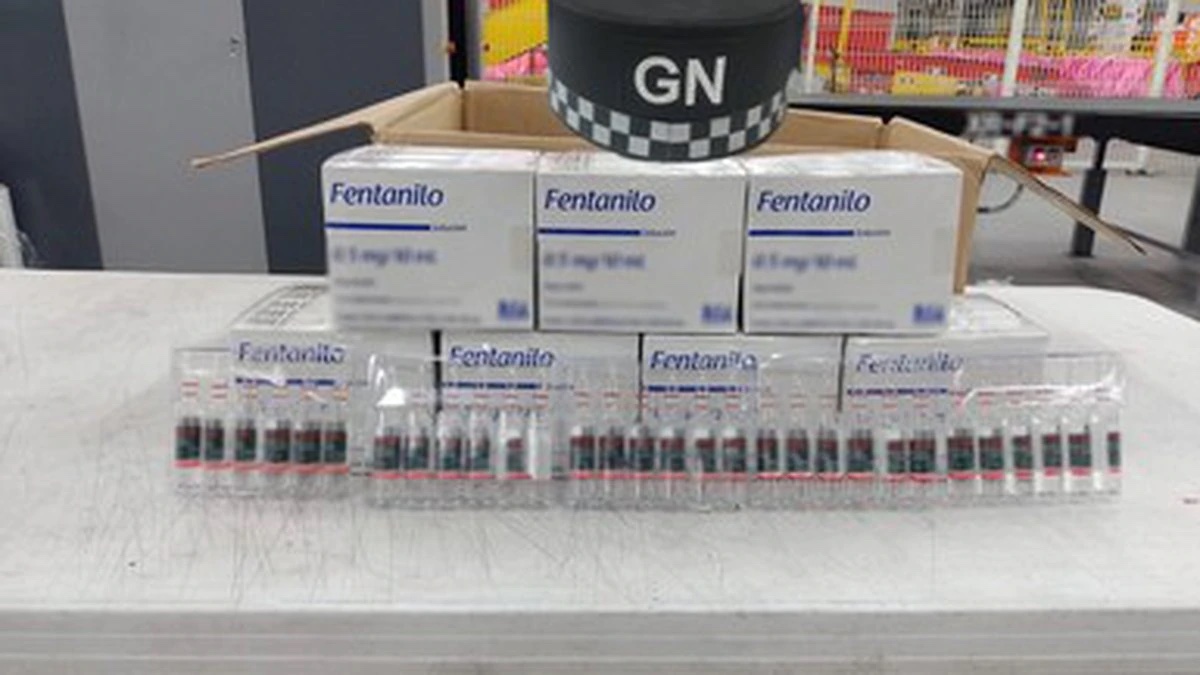 Hallan ampolletas de fentanilo en aeropuerto de Querétaro