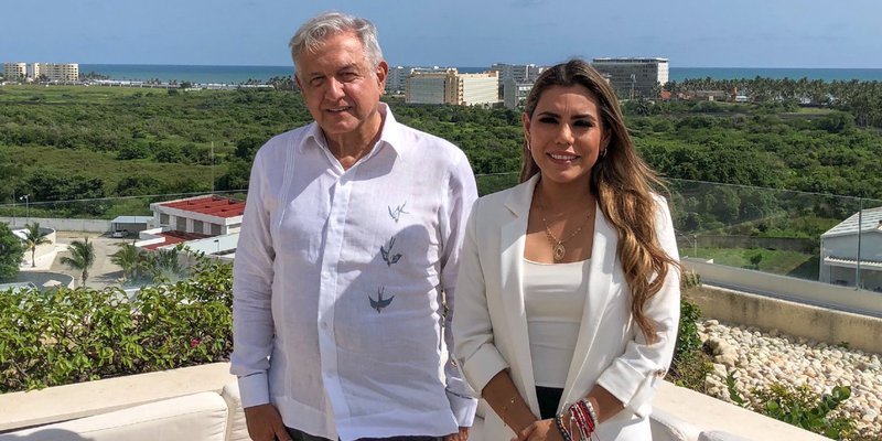 AMLO se reúne con Evelyn Salgado Pineda en Acapulco
