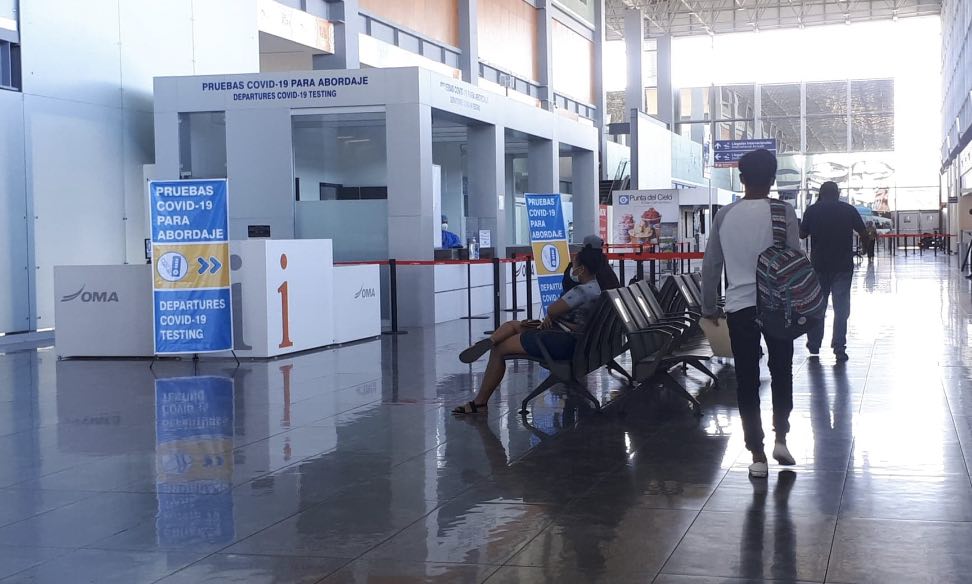 VIDEO: Denuncian trabajadores falta de protocolos sanitarios en Aeropuerto de Acapulco