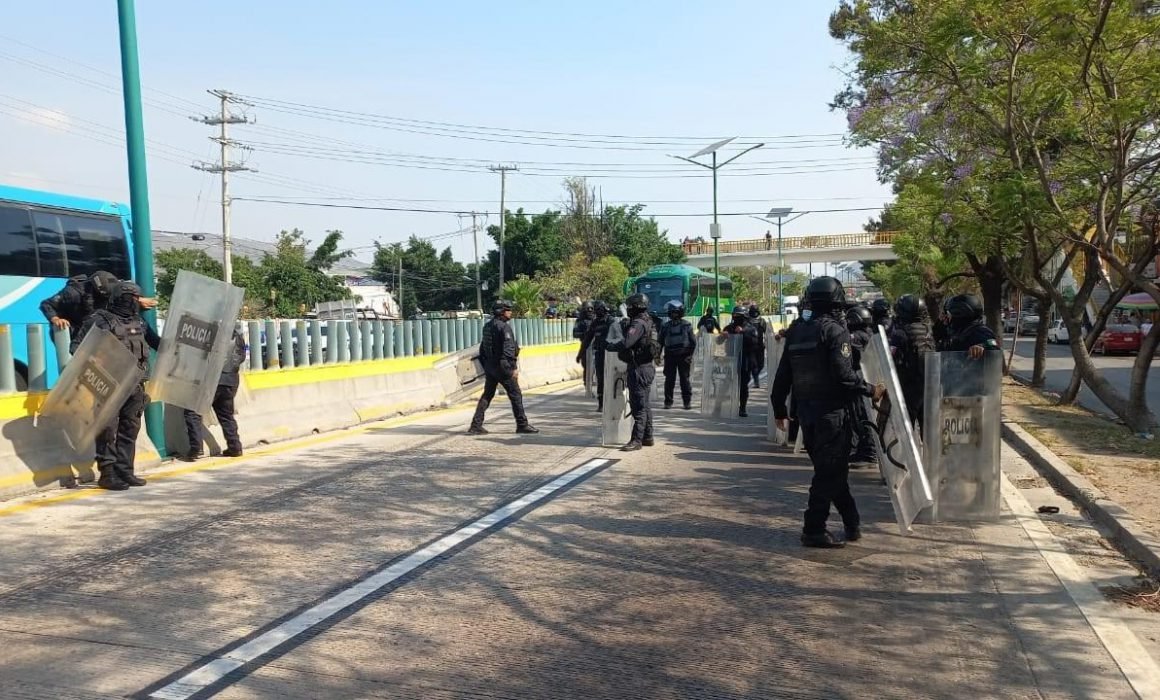 Repliegan antimotines a vecinos del polígono de riesgo que exigían su reubicación￼