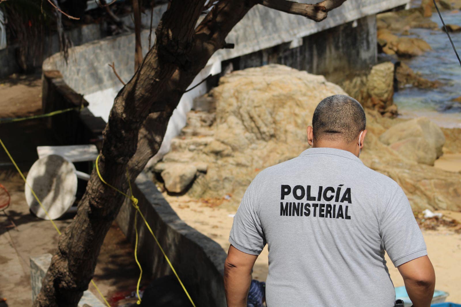 Asesinan a un hombre en Playa La Angosta, en Acapulco