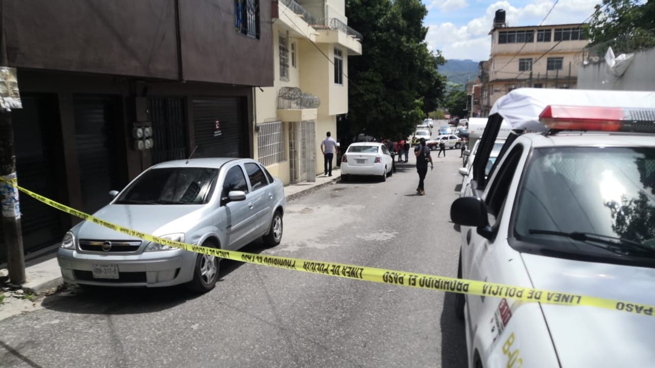 Hallan tres cadáveres en la cisterna de una casa en Chilpancingo