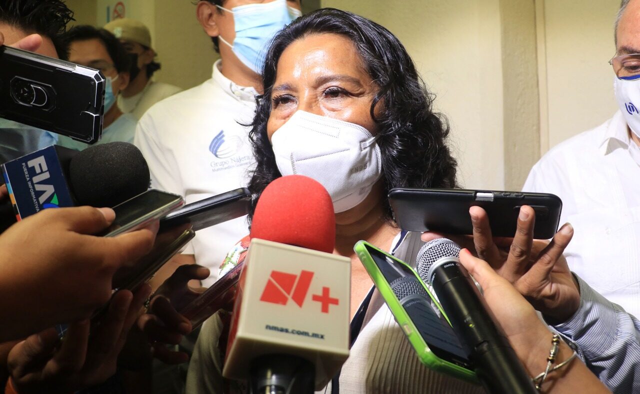Presidenta de Acapulco dice que los bloqueos en el puerto no deben seguir