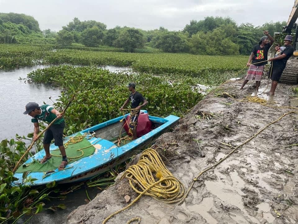 Desazolve del arroyo Colacho en Acapulco, supervisa CAPASEG