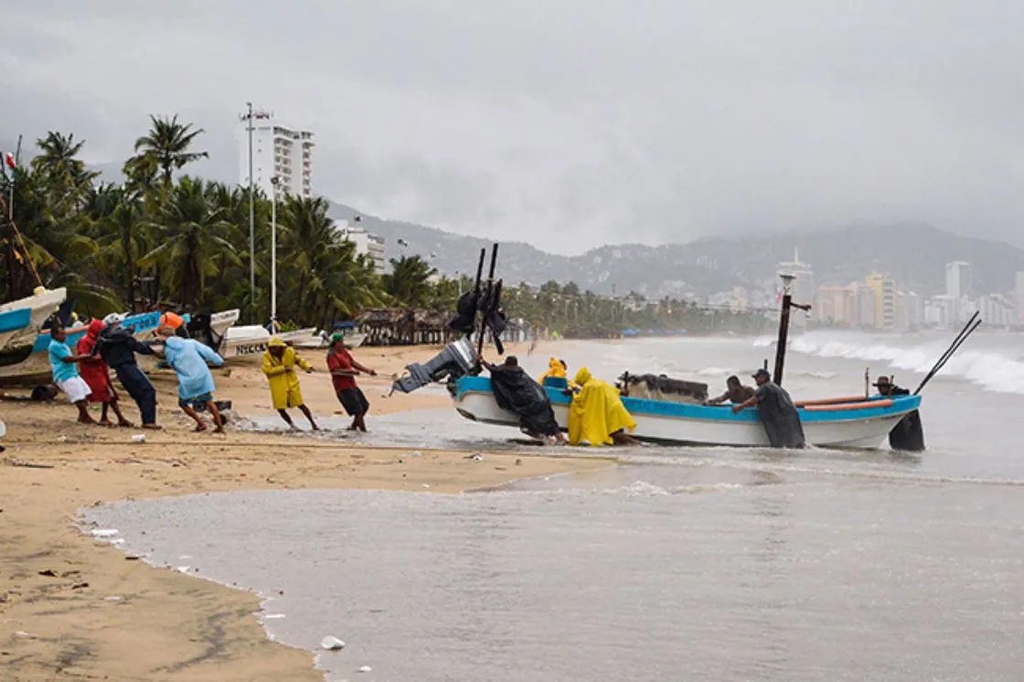 Ciclón tropical ‘Estelle’ afectará a Guerrero y a otros 10 estados de México