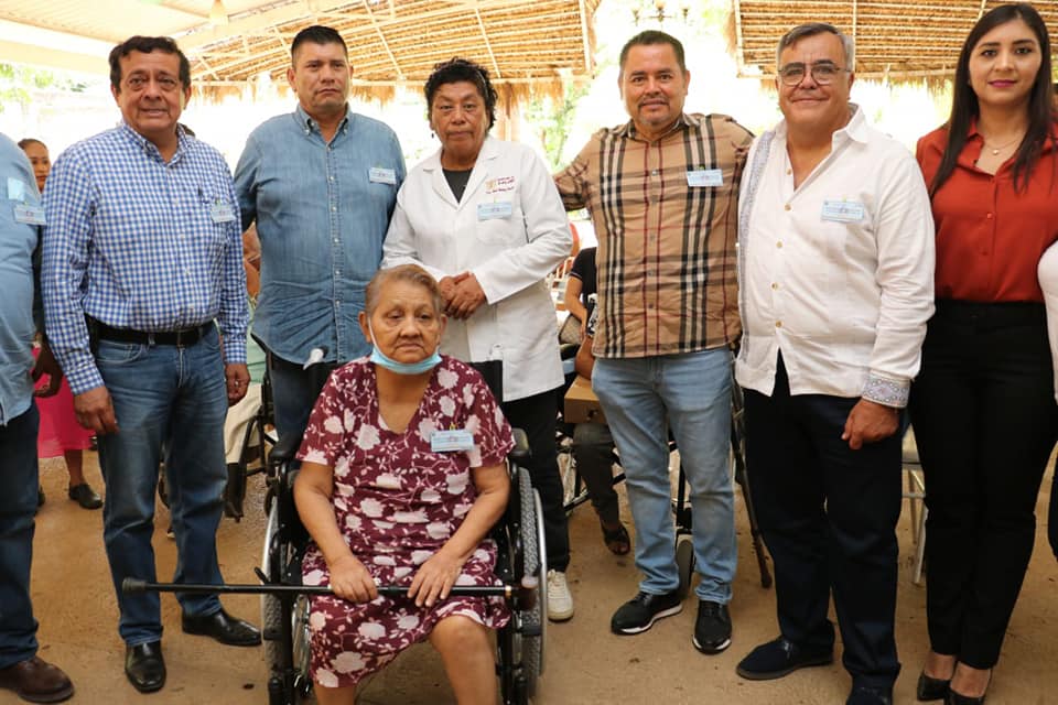 Participa la Secretaría de Salud Guerrero en la entrega de apoyos en Tierra Caliente y Acapulco