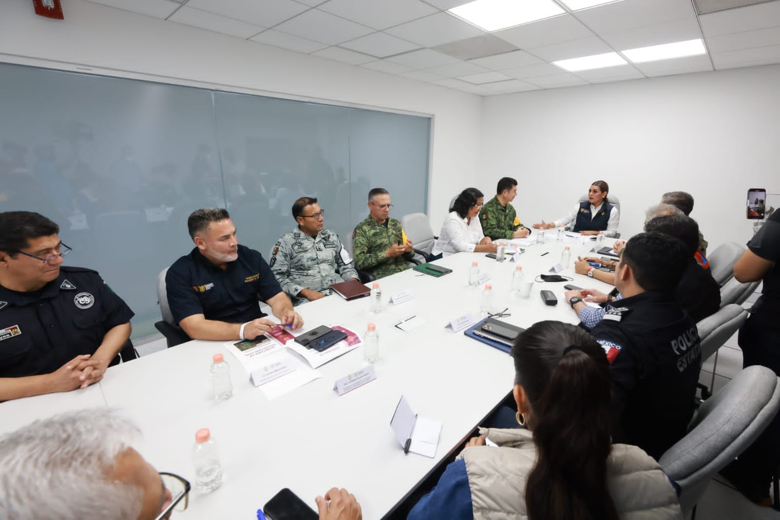 Destaca Evelyn Salgado la coordinación de esfuerzos para la atención a la situación generada por “Lester”
