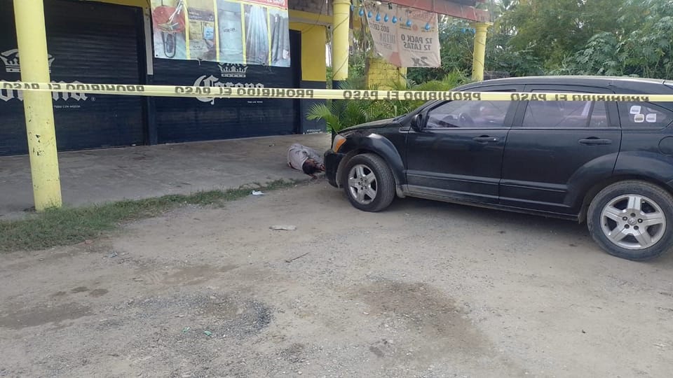 Asesinan a balazos a trabajador de la CFE en Coyuca de Benítez