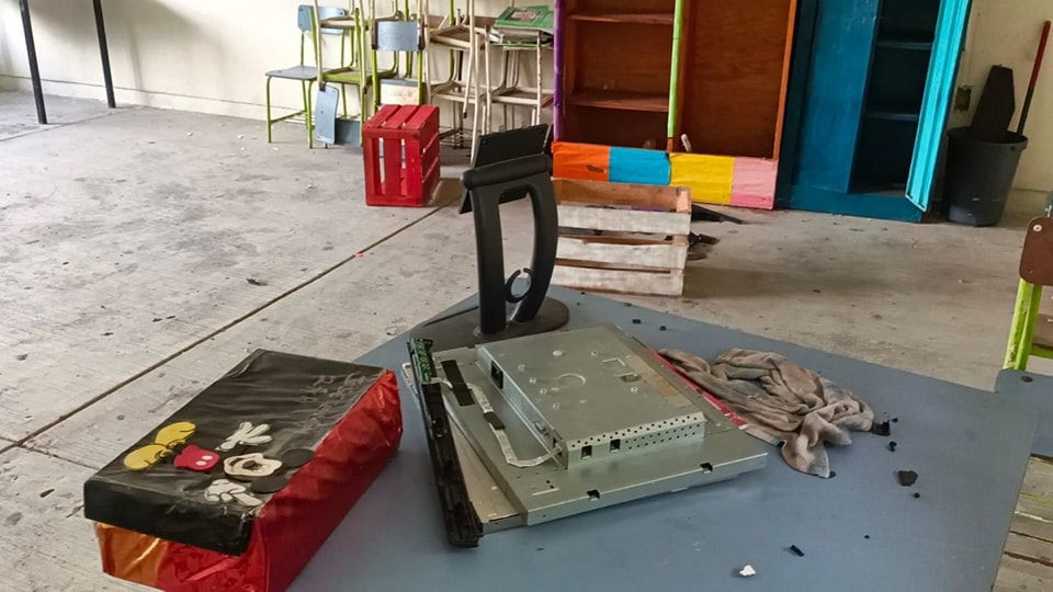 Saquean y vandalizan escuela primaria en El Coloso, en Acapulco