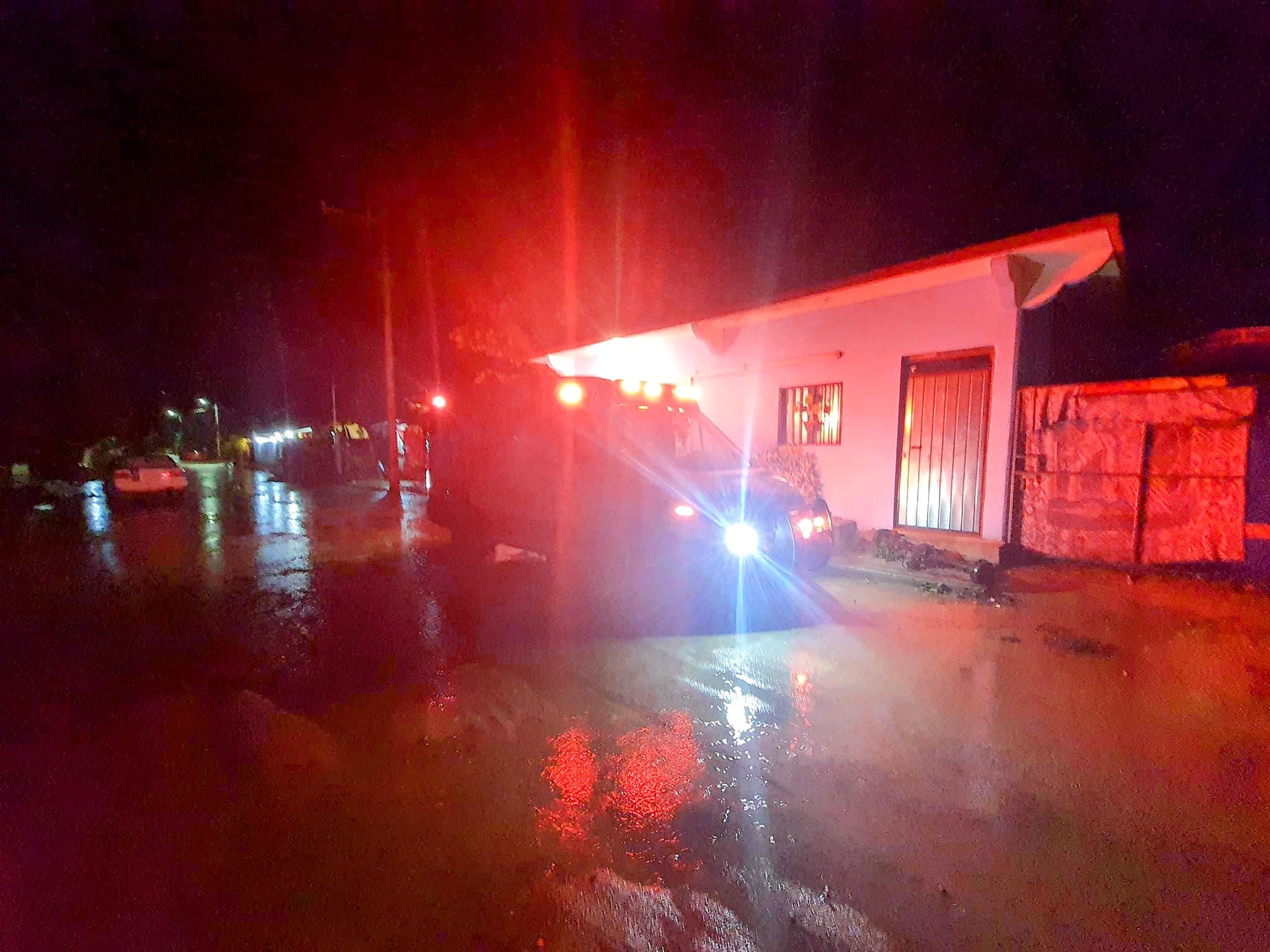 Mujer se suicida con balazo en la cabeza en Marquelia, Guerrero