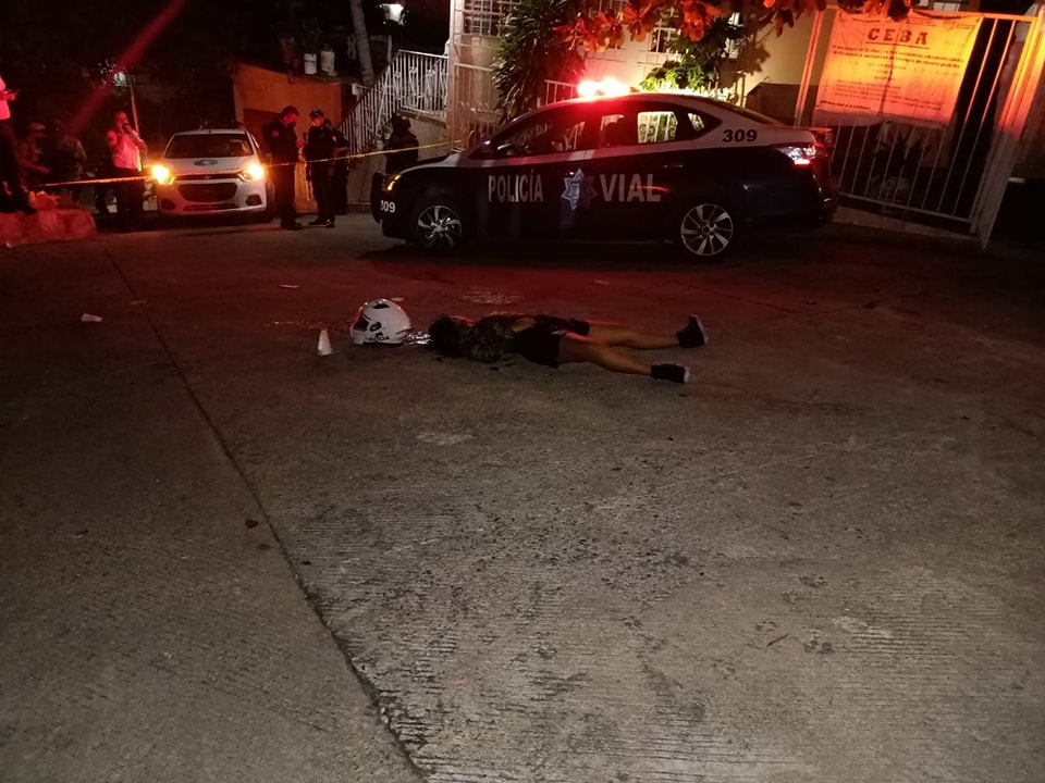 Matan a balazos a una mujer en la colonia Icacos en Acapulco; un hombre resulta lesionado