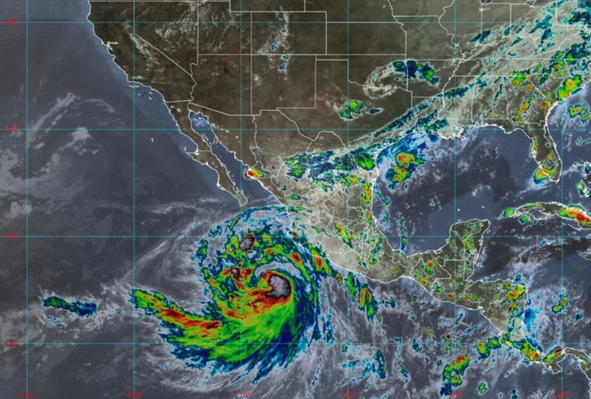 Tormenta «Kay» sube a categoría 1; se aleja de las costas de Guerrero