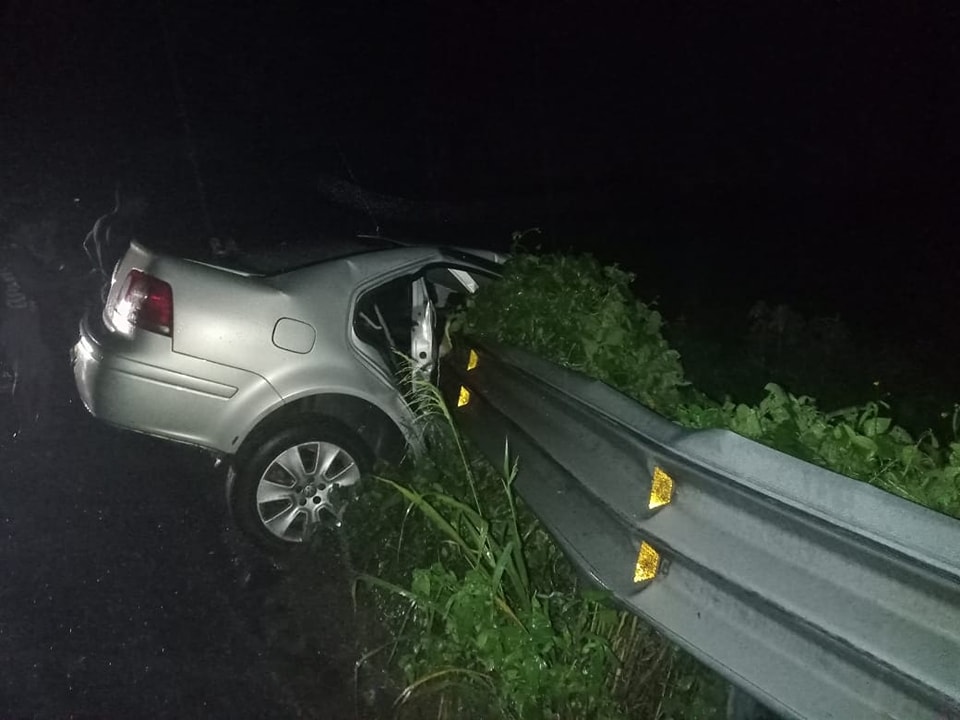 Deja una persona muerta un fuerte accidente en la carretera Acapulco – Pinotepa Nacional