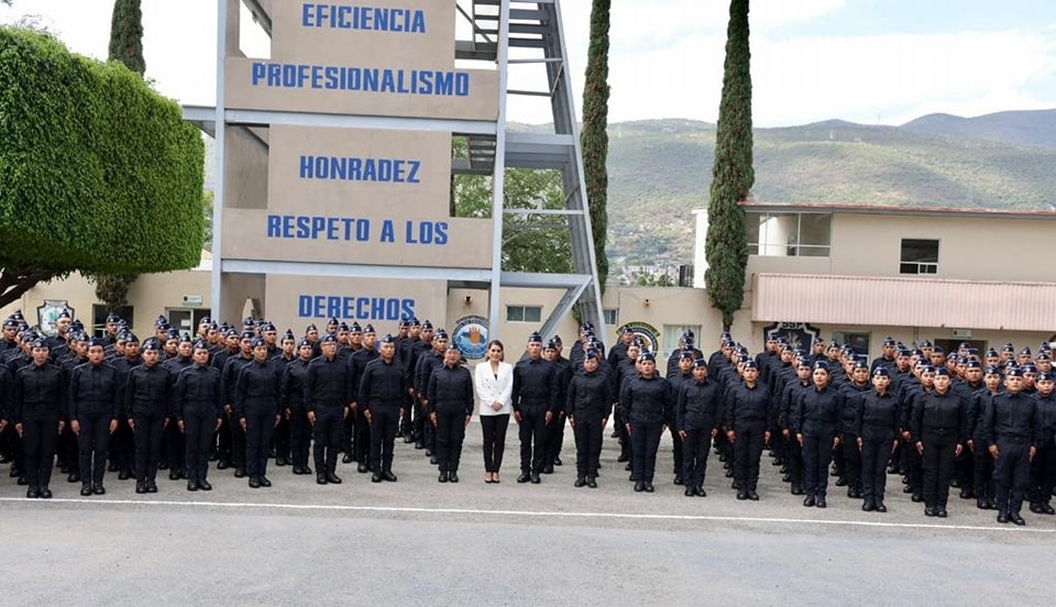 Clausura la gobernadora de Guerrero curso de Formación Inicial para Policía Preventivo Estatal y Municipal
