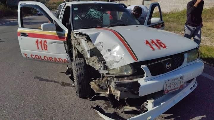 Accidente vial deja cinco lesionados en la carretera federal México-Acapulco cerca de Chilpancingo