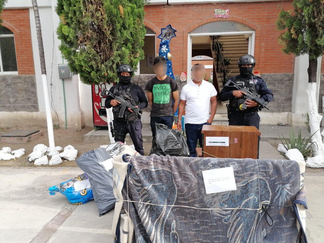 Policía Municipal de Chilpancingo detienen a dos sujetos responsables de robo a Casa-Habitanción