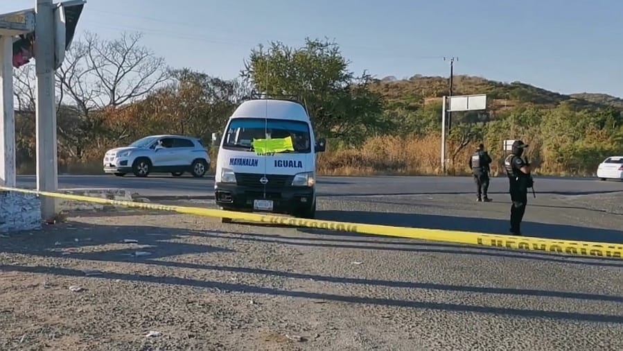 Asesinan a balazos a chofer de urvan en Iguala, Guerrero