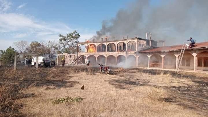 Convento de monjas en la zona poniente de Acapulco se incendia