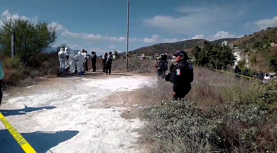 Hallan a un hombre asesinado en un predio baldío en Chilpancingo