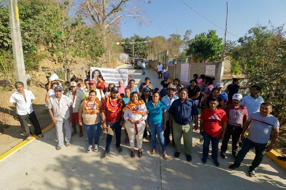 Inaugura, Gobierno de Acapulco, en El Kilómetro 30, Los Órganos, Lomas del Aire, Unidad Habitacional San Agustín y la colonia La Ramadita.