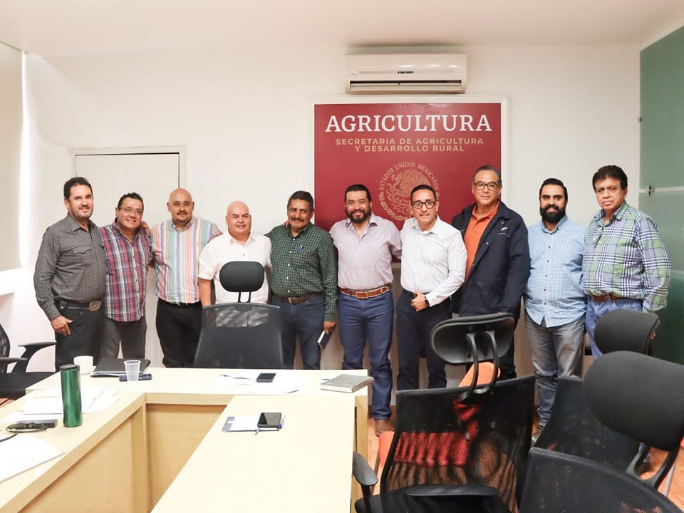 En Guerrero se redoblan esfuerzos para consolidar al mezcal guerrerense como uno de los mejores del país