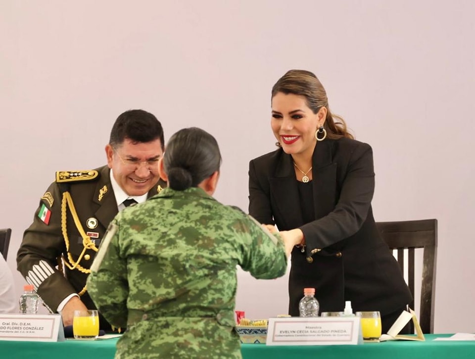 Reconoce Evelyn Salgado trabajo y lealtad de las y los soldados con Guerrero