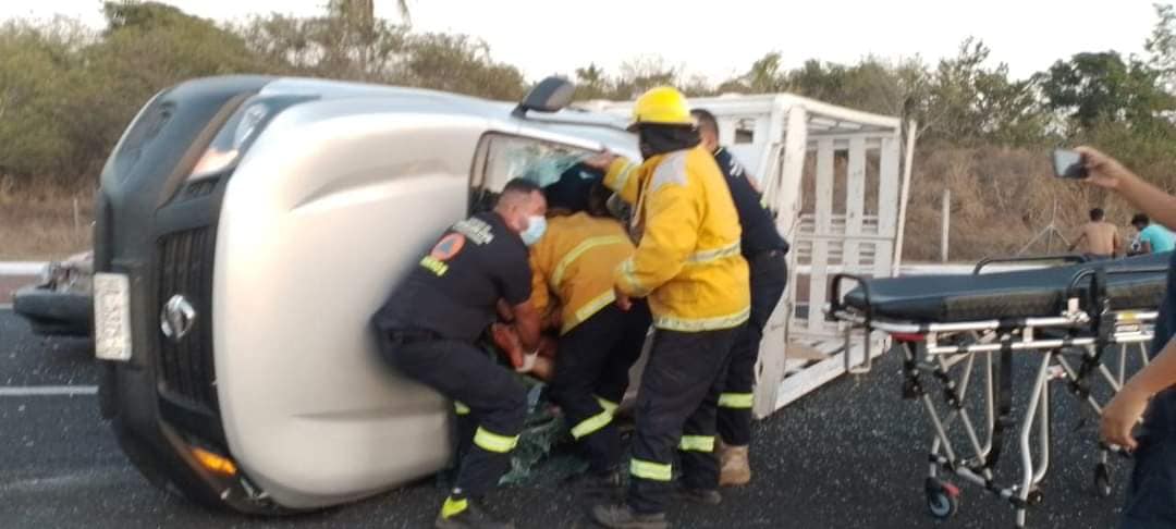Ataque armado contra camioneta en el bulevar de Las Naciones, Acapulco