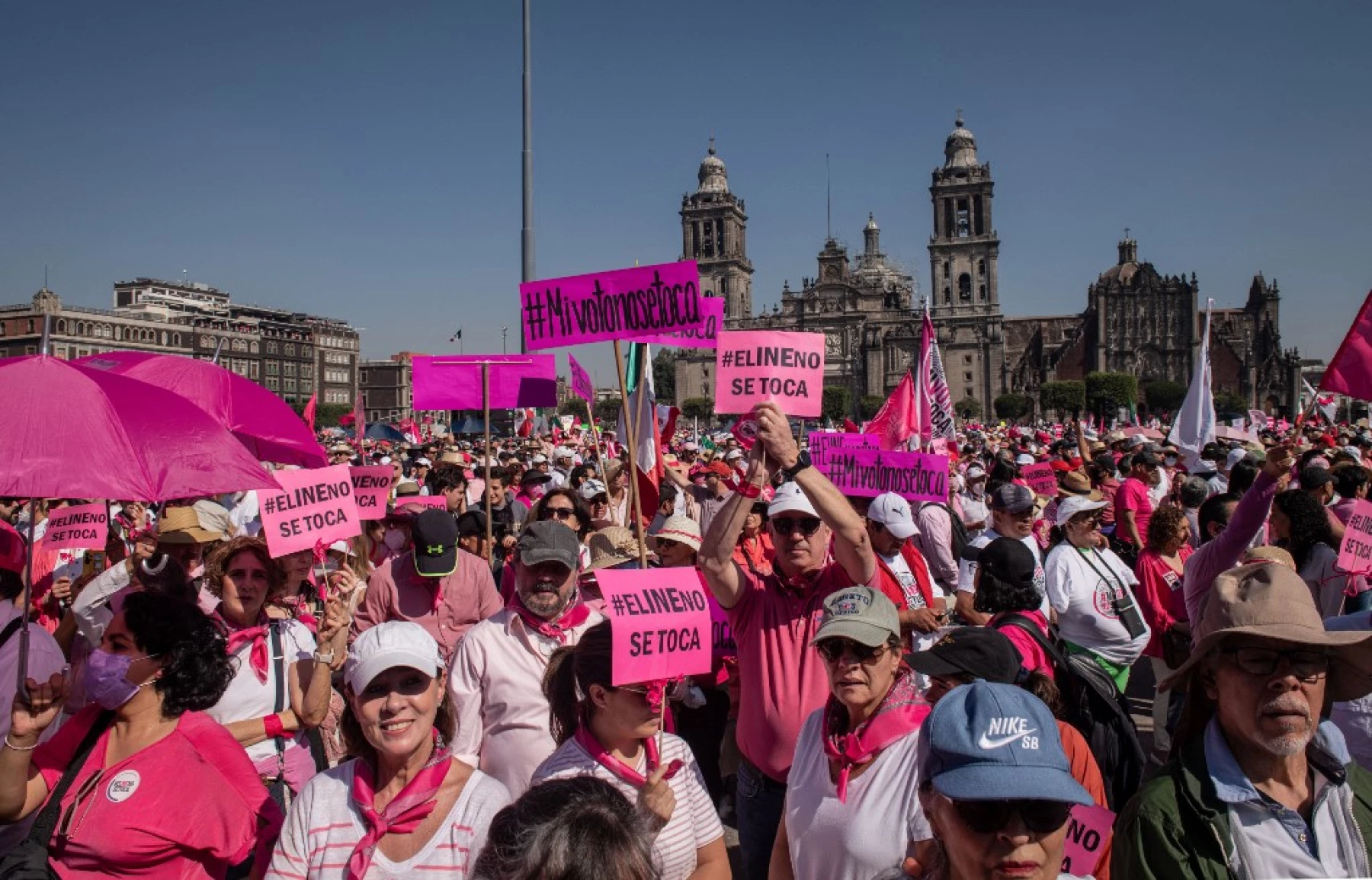 Marcha a favor del INE movilizó a miles de personas en todo México