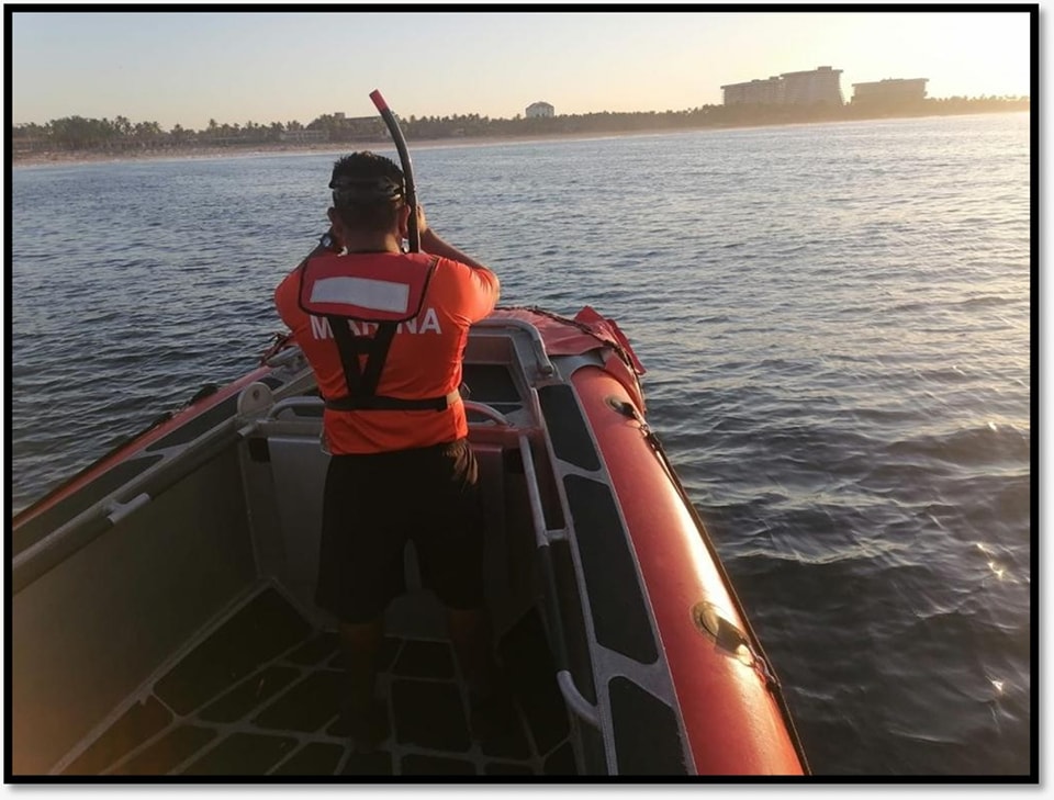 Continúan autoridades en la búsqueda de infante arrastrado por el mar en Acapulco