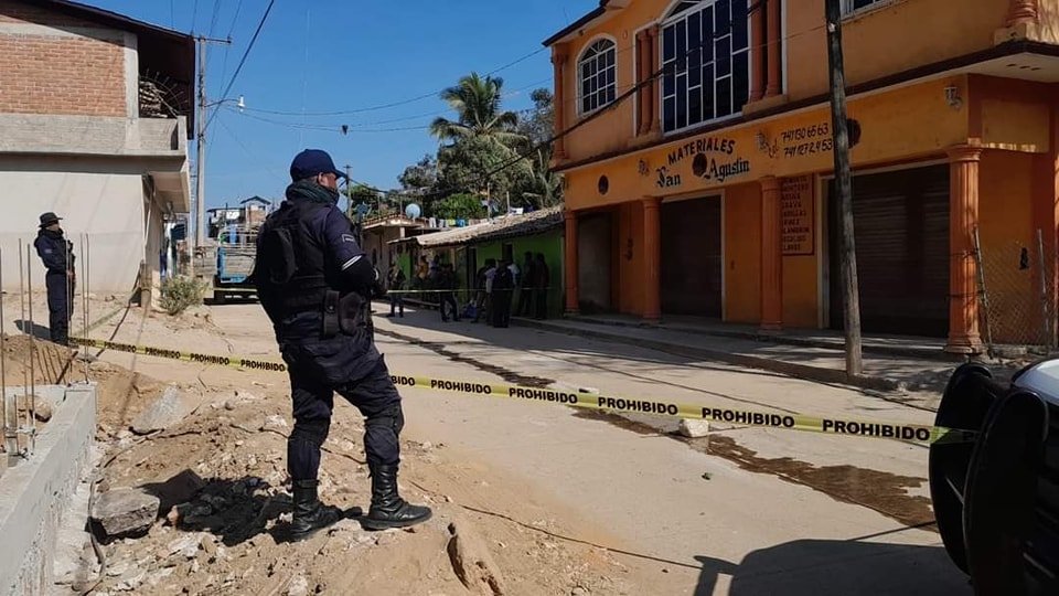Asesinan a balazos a una mujer en un negocio de materiales en localidad de San Luis Acatlán, en Guerrero