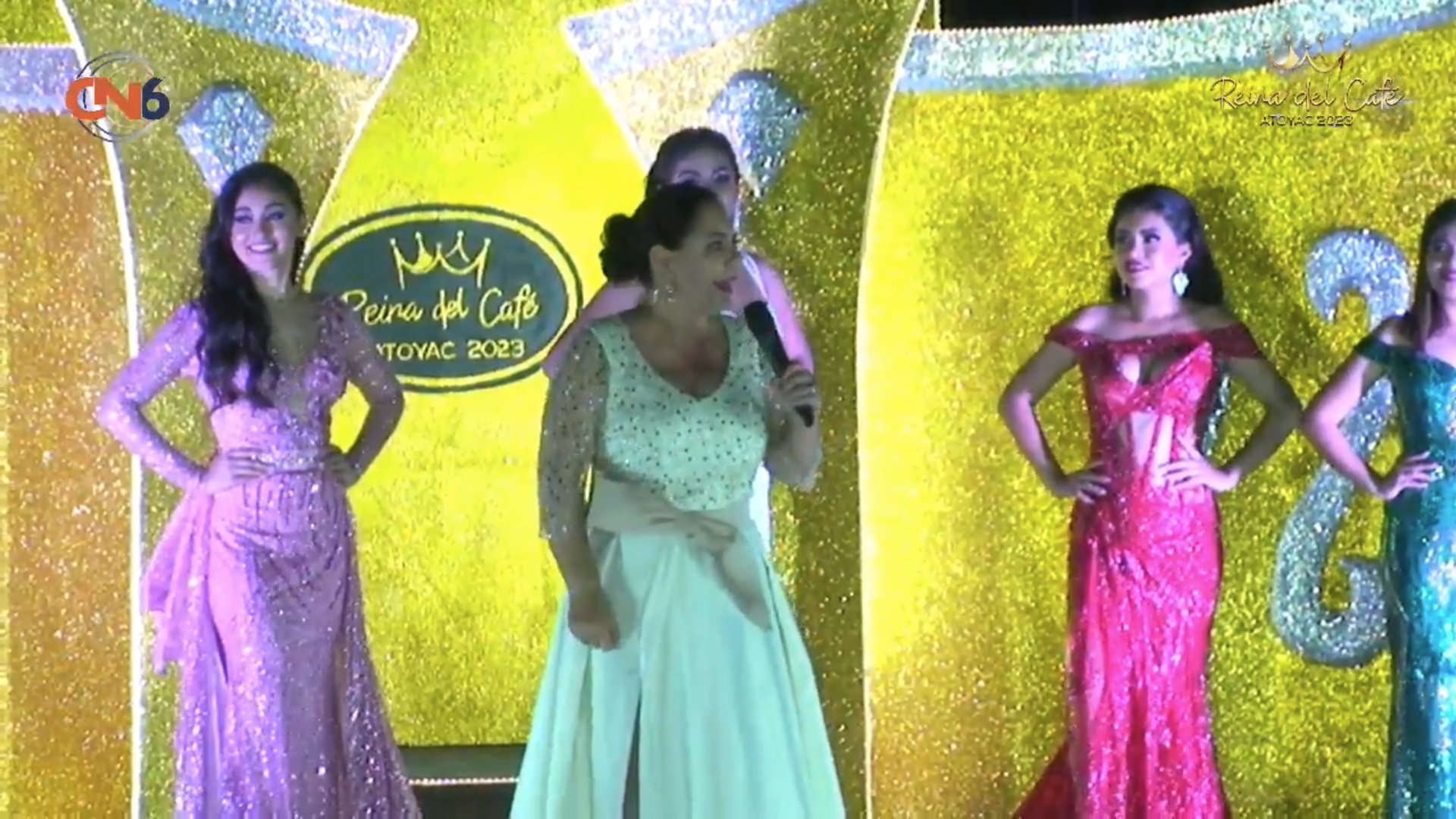 VIDEO: Renuncia Secretario General del Ayuntamiento de Atoyac Yoshio Rebolledo y dice adios a Clara Bello