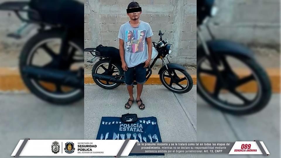 Detiene policía estatal a una persona en la Costa Chica de Guerrero por posesión de droga