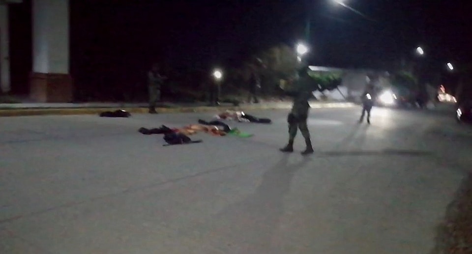 Dejan a un hombre desmembrado y decapitado en Iguala