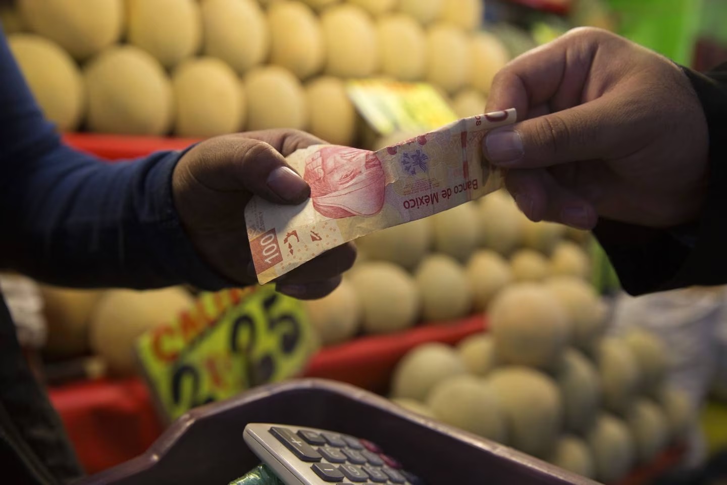 Inflación en México llega a 6.85% en marzo; continúa con dos meses a la baja