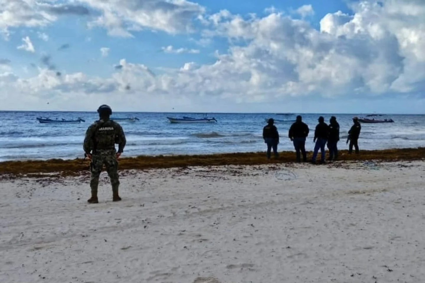En plena temporada vacacional, ejecutan a 3 personas en la zona hotelera de Cancún