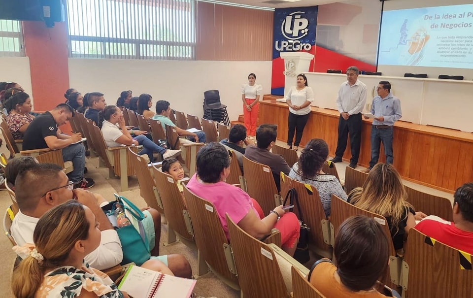 SEFODECO imparte taller “De la Idea al Plan de Negocios” a emprendedores de Atenango, Iguala y Taxco, para fomentar el emprendimiento