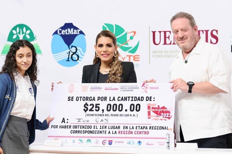 Entrega gobernadora de Guerrero premios a proyectos innovadores del concurso estatal «Emprende Edu 2023»