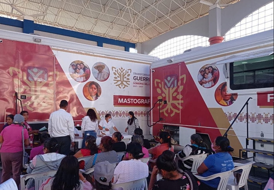 Unidades Médicas Especializadas continúan brindando atención a la población