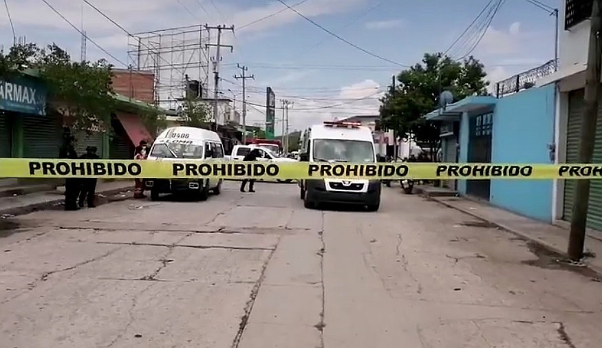 Asesinan a balazos a chófer de urvan en Iguala