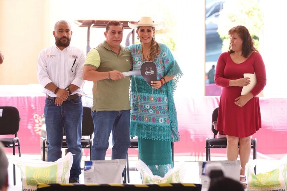 Destina gobernadora de Guerrero más de 43 MDP de inversión en apoyos al campo