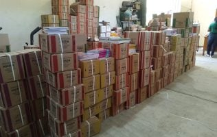 Inicia en Tecpan de Galeana, entrega de libros de texto gratuitos